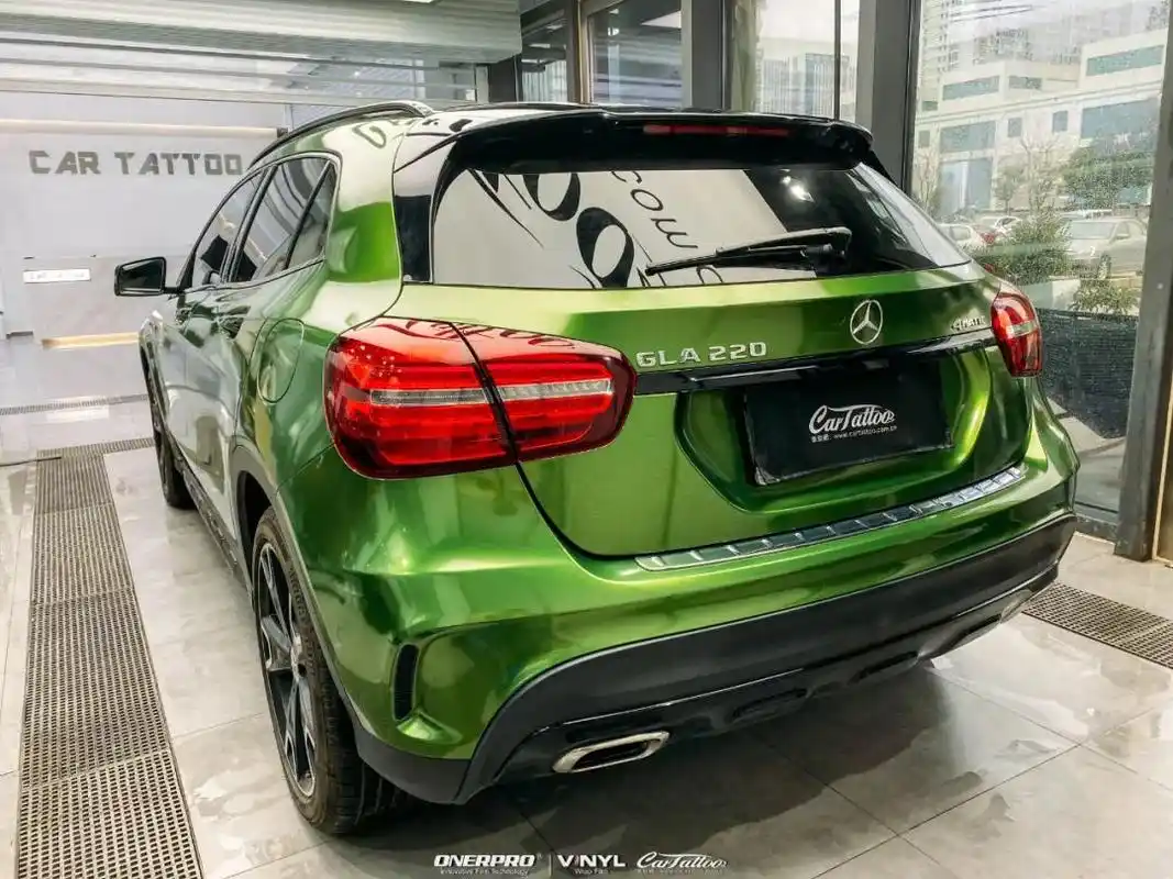 爱了爱了源自保时捷的抢手货色曼巴绿在奔驰gla上原来是这番味道