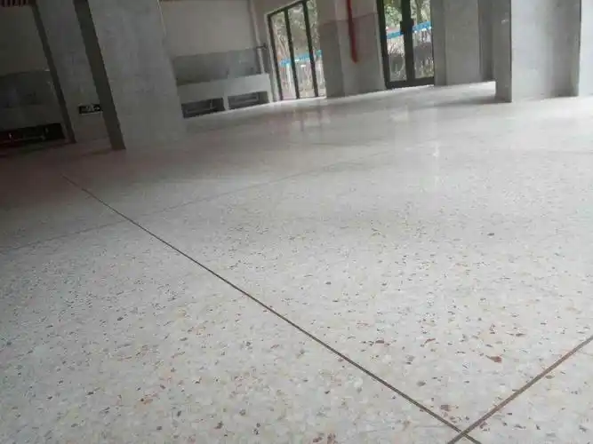 水磨石地板怎么样 水磨石地板如何施工