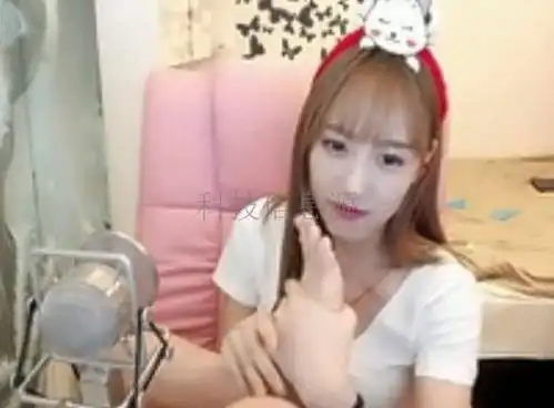 南波儿插旗ig进决赛就吃脚结果她以前还真吃过网友真大佬