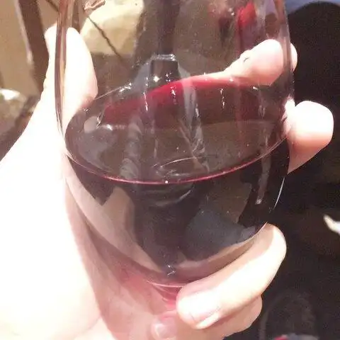 一杯红酒_一杯红酒配咖啡