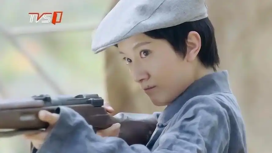 小妮扛枪小米得知茶沫的消息独自找他报仇