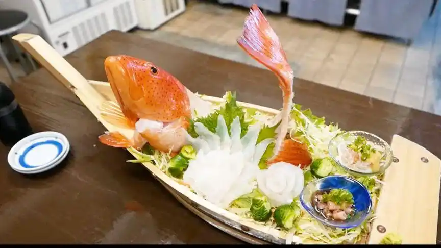 红石斑鱼刺身,这颜值太漂亮了