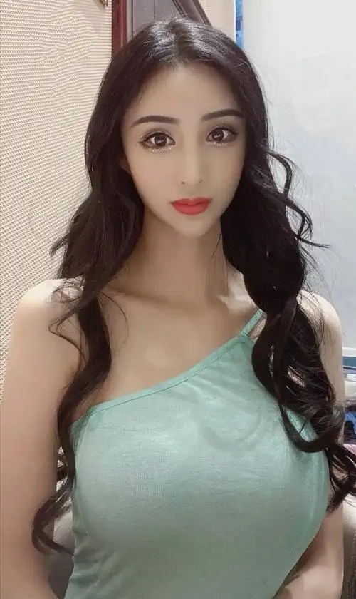 吴春怡高清美丽写真,楚楚动人!__财经头条