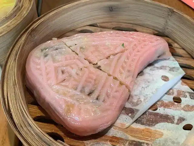 也可以简称红粿,是潮汕地区特有的传统小吃,它具