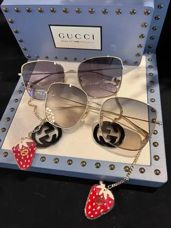 gucci链条太阳镜|时尚达人密码.近些年在各大时尚秀场中经 - 抖音