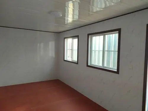 安康市石泉县彩钢活动房厂家直供工地蓝白铁皮房