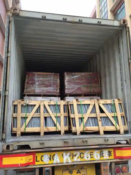 澳洲海运双清,海运拼箱到门程序如下:1,把家具送仓库;2,货物安排装柜