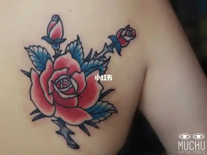 tattoo  #纹身  #纹身师的日常  #鲜花分享  #oldschool  #第一个