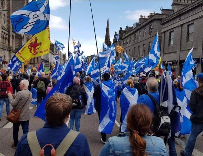 北爱尔兰独立呼声高涨英国开始做最后的努力关键时刻欧盟出手