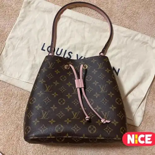 lv粉水桶包m44022neonoe手袋