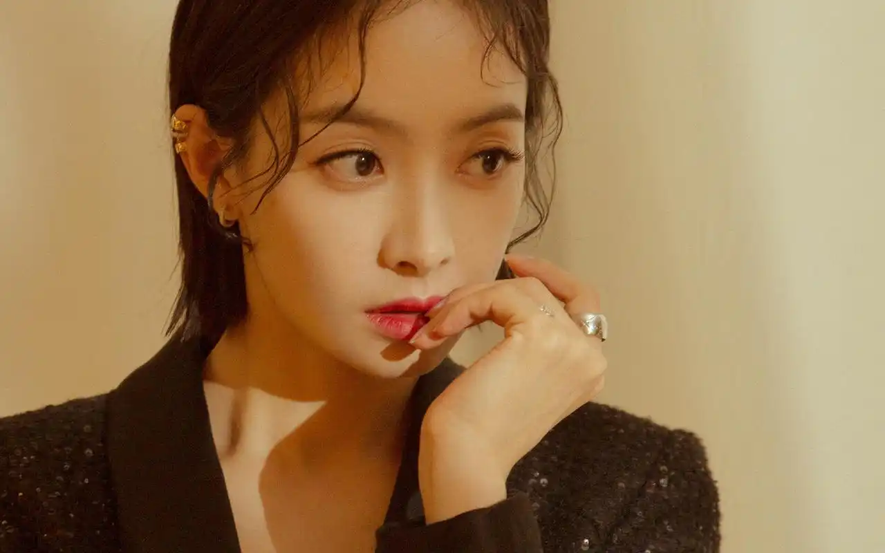 宋茜唯美性感高清桌面壁纸-大陆明星-壁纸下载-美桌网