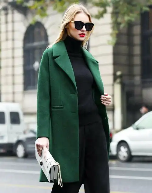 除了黑色之外,没有哪个颜色敢叫板时髦前卫的绿色,时尚的绿色穿在身上