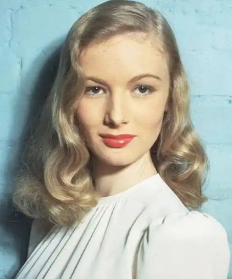 经典好莱坞复古发型 (图)