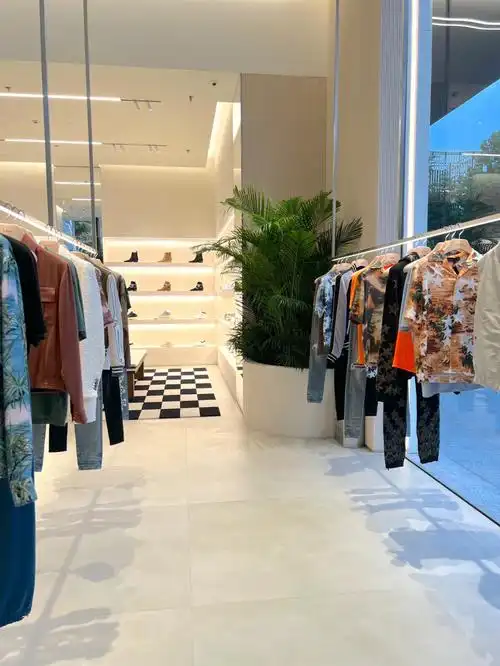 amiri上海旗舰店好逛又好拍