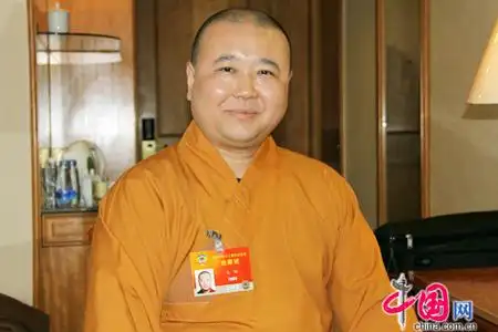 全国政协委员,中国佛教协会副会长,上海玉佛寺方丈觉醒法师2015年3月3