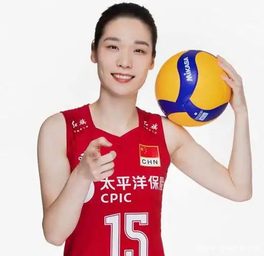 感动!林莉29岁生日,中国女排官方卡点送祝福,无缘奥运会太遗憾