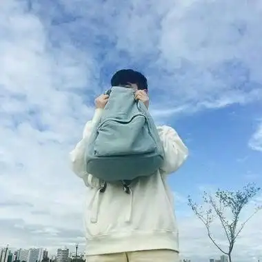 人长的更是帅气逼人冷酷侧脸头像-男生头像 - 壁纸之家