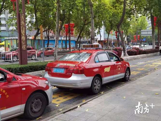 佛山网约出租车平台半年记:接单数仅为传统电召百分之一
