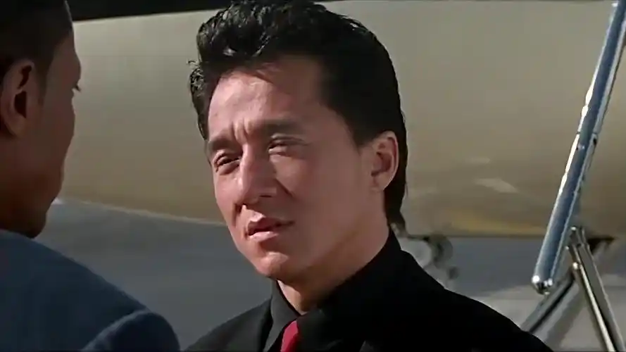 尖峰时刻:黑人以为成龙不会英语,疯狂刁难,结局实在是太逗了!