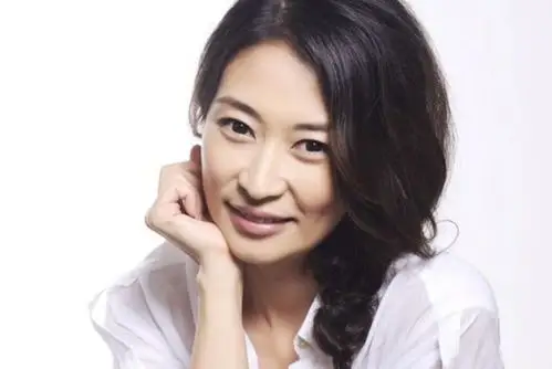 《给我一支烟》的最帅最美演员