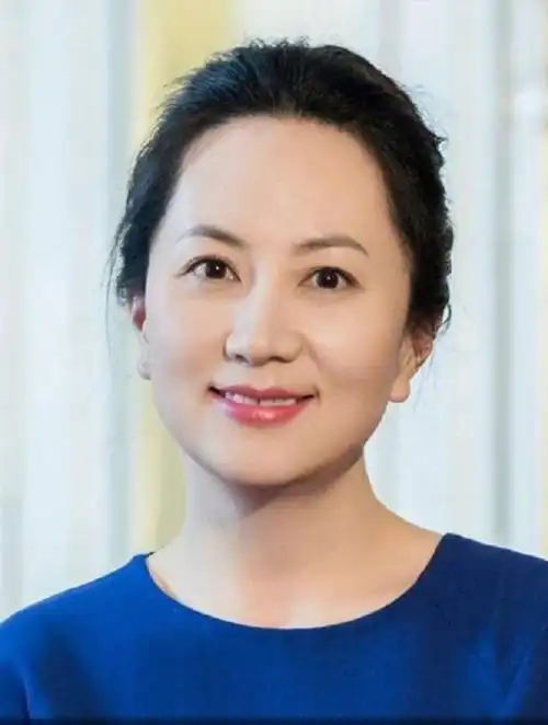 相亲相爱的一家人,任正非和他的两任妻子与两个女儿的故事