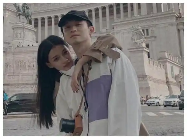 当初,孙怡和董子健结婚,被戏称为"京城太子妃",纯粹因为董子健的妈妈