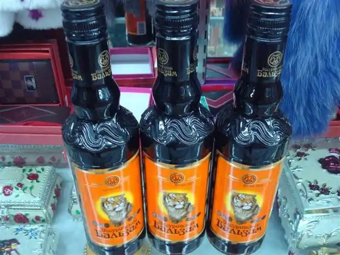 俄罗斯虎骨酒 (批发价80元 微信号:13241589005 18245311195 联系人