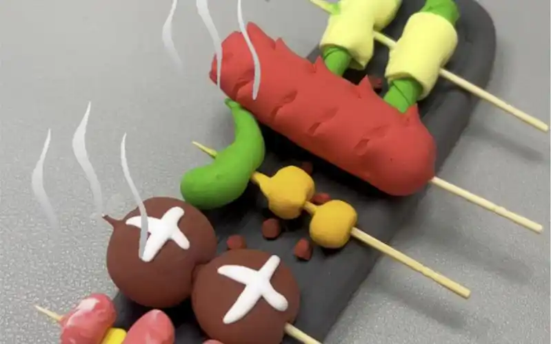 不能去淄博吃烧烤,那就用超轻粘土和牙签做一顿美味的烧烤吧!