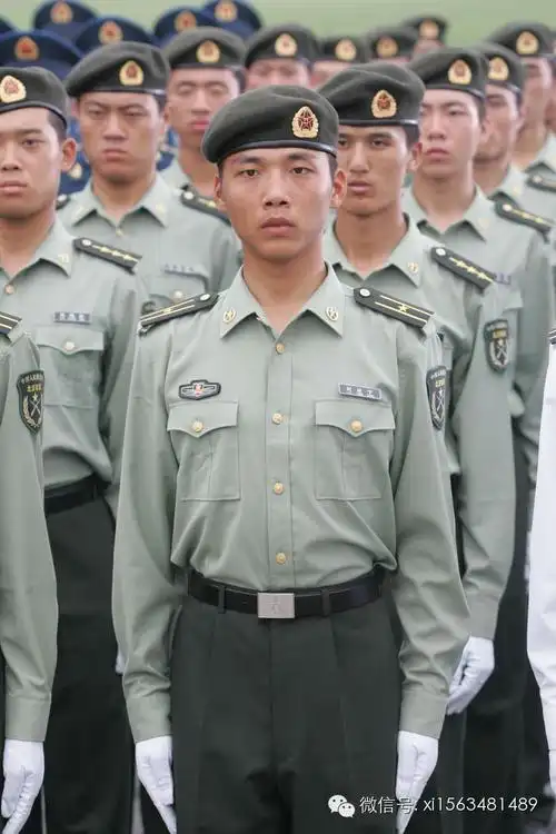解放军最新版军装帅呆了好兄弟军表网