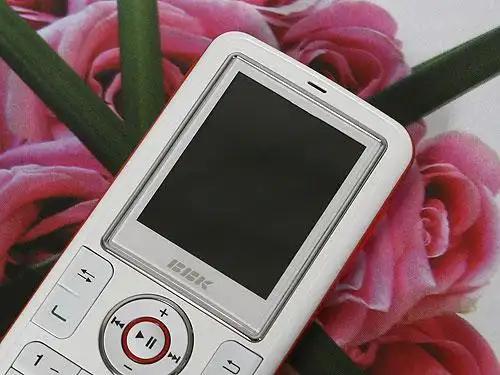 步步高 i528图片_手机_科技时代_新浪网