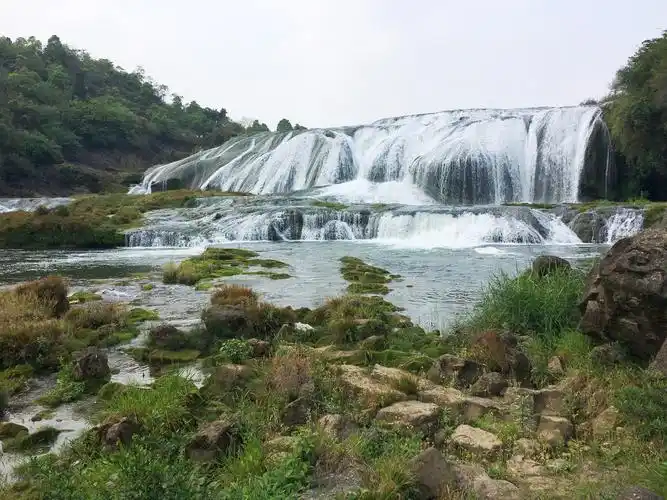 陡坡塘| 《西游记》里面唐僧师徒挑担的画面一秒弹出来