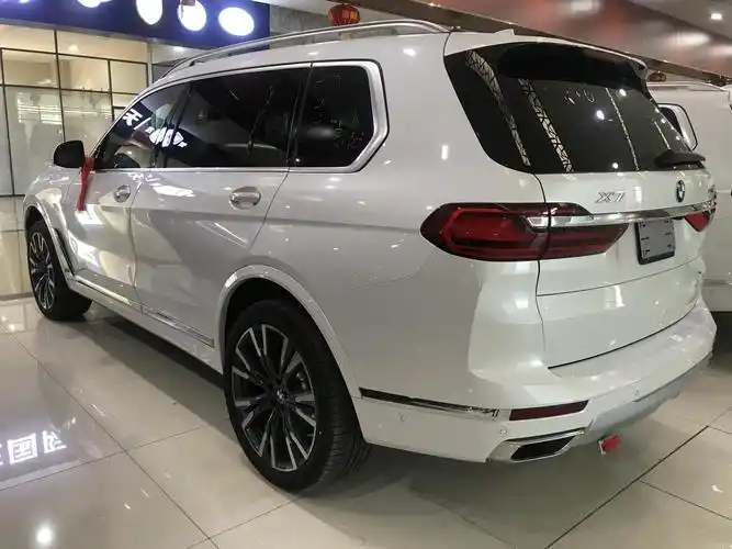 天津港现车2020款宝马x7美规版报价