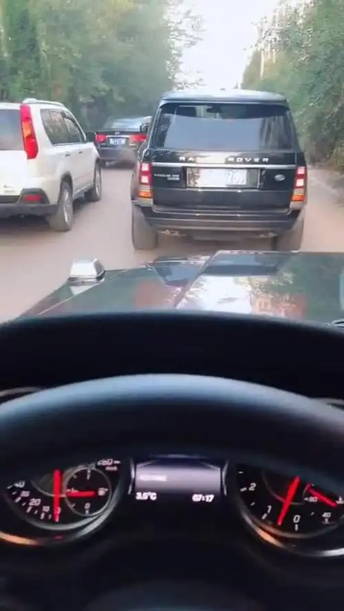 大家都开的路虎,我是不是有点不合群.