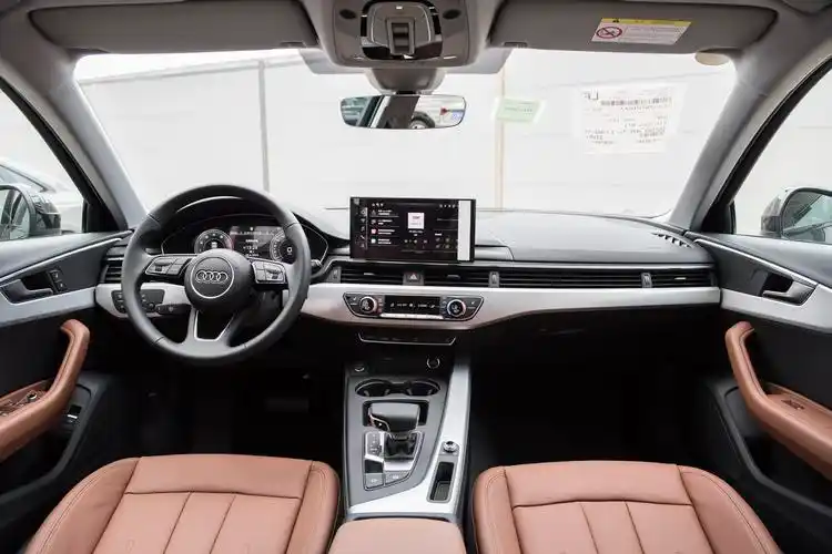 2022款 奥迪a4(进口) avant 40 tfsi 时尚致雅型内饰