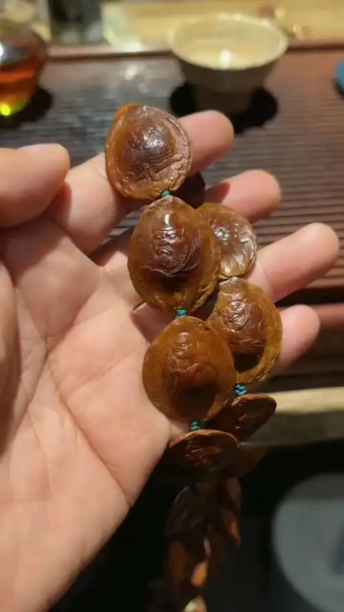 杏核雕刻作品欣赏