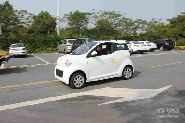 广州车展探营东风风神e30l两门四座设计