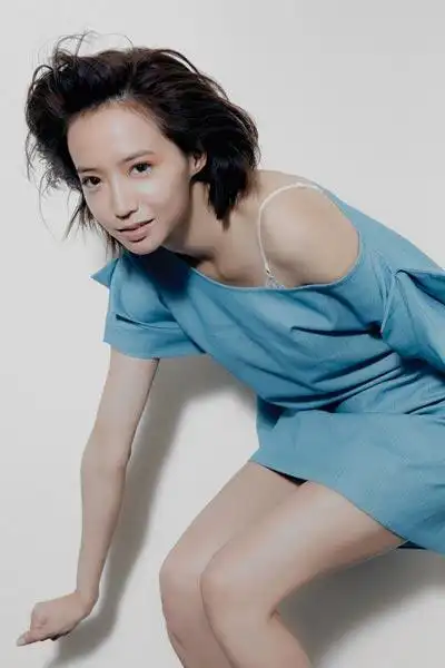 林俊杰:常年碰瓷金莎和田馥甄,绯闻女友从女大学生到富家千金_腾讯