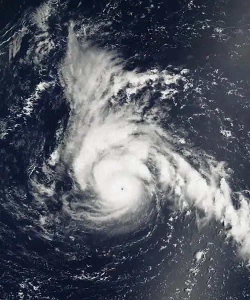 为什么不能对"烟花"放松警惕?那些正面登陆宁波的台风告诉你