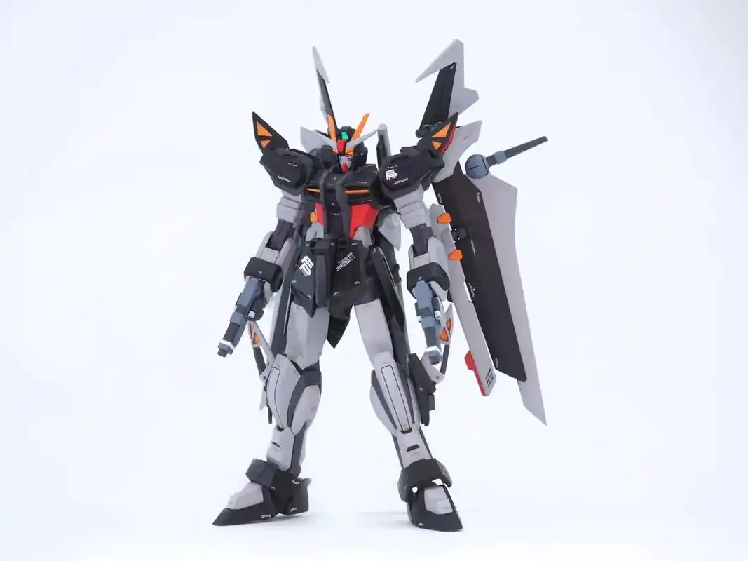 eg 漆黑强袭高达 · 改.#高达 #改造 #改色 #plu - 抖音