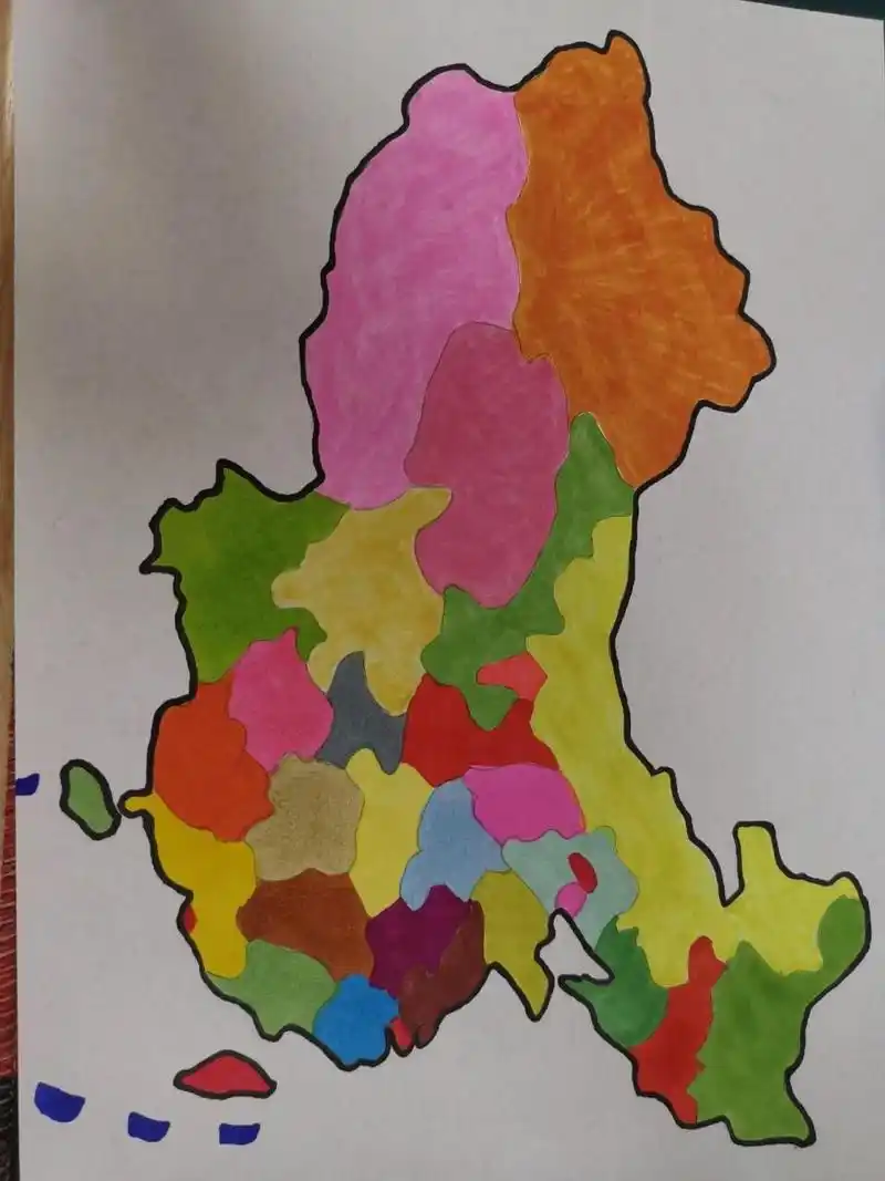 中国地图简笔画  # 中国地图简笔画