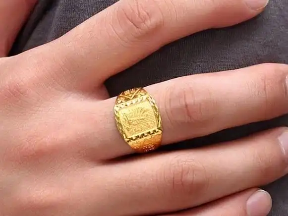 男士带的黄金戒指品牌有哪些(男士带的黄金戒指品牌有哪些牌子)