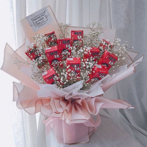 七夕恋旺仔牛奶花束成品礼盒北京同城配送男友女友爱心罐网红零食