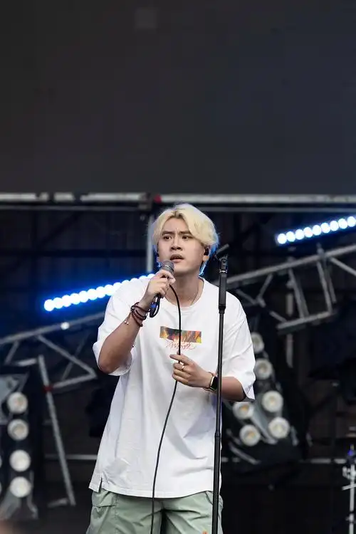 夏日入侵企画乐队