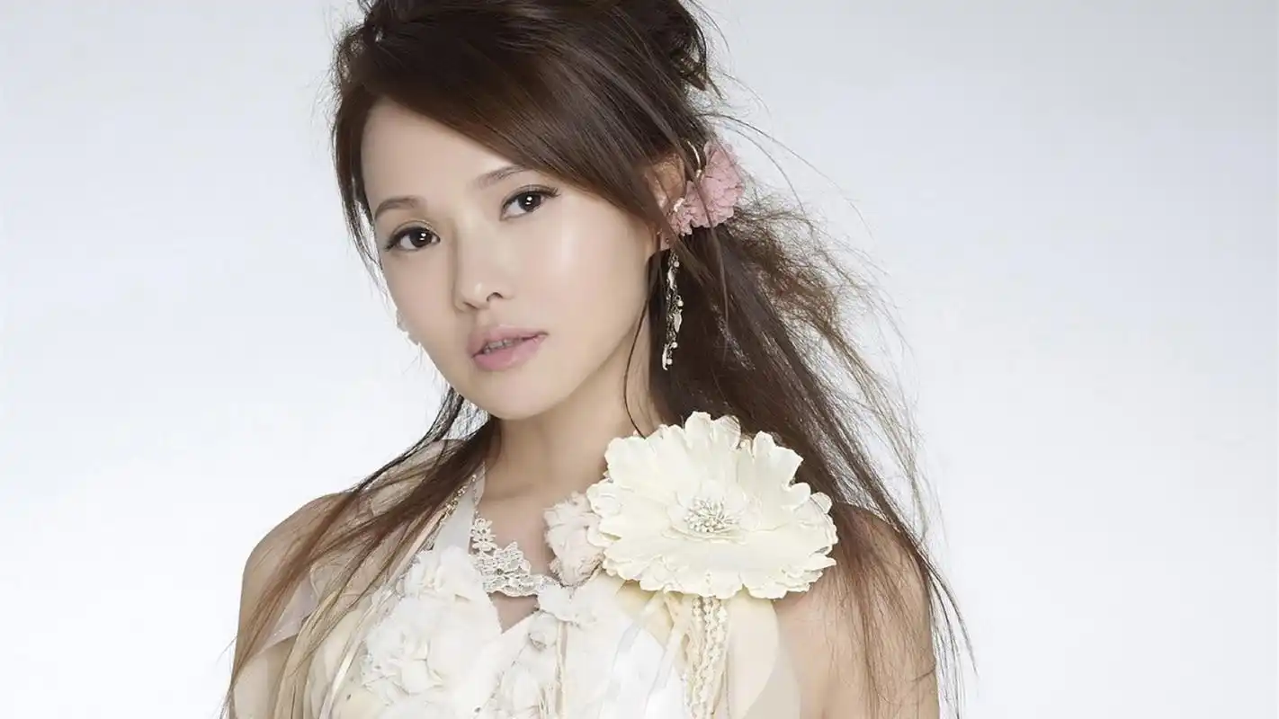 辣妈伊能静时尚写真