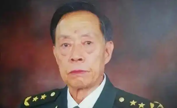 员董万瑞中将之子:老爸,来世咱还做父子兵",《解放军报》,董三榕口述