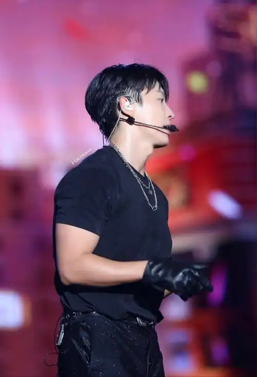 李东海饭拍##李东海艺能新星