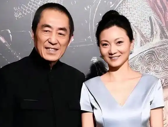 曝张艺谋婚变!陈婷国外转移财产,抛售3000万别墅,风波再起