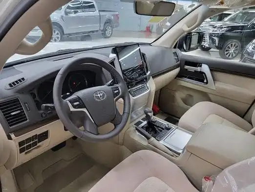 2022款丰田国六酷路泽5700现车150万起售