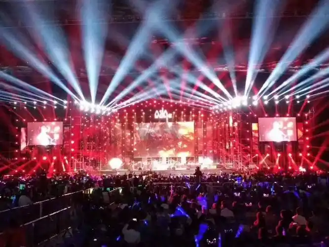 演唱会大小活动设备请联系这里 灯光,音响,大屏,舞台,舞美设备租赁