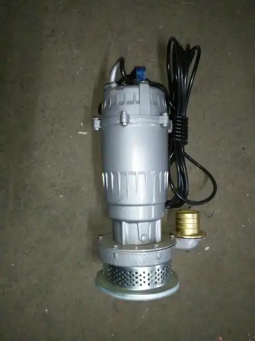 供应750w2寸太阳能潜水泵 鱼缸潜水泵 12v潜水泵